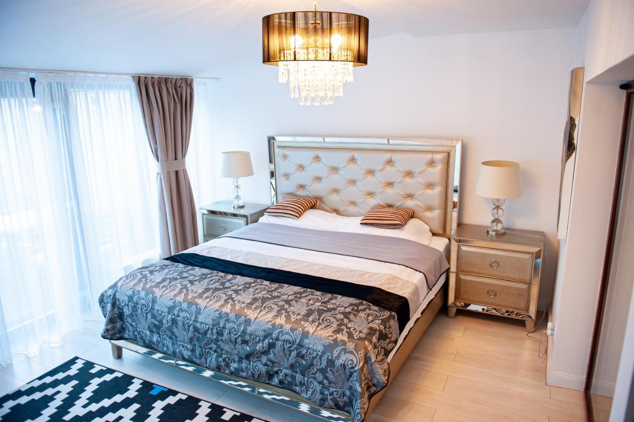 Kai Mountain Luxury Apartment Braszów Zewnętrze zdjęcie